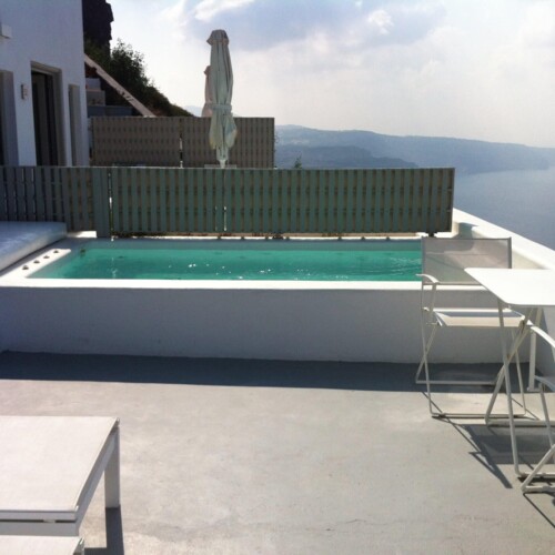 Santorini_pool_villa