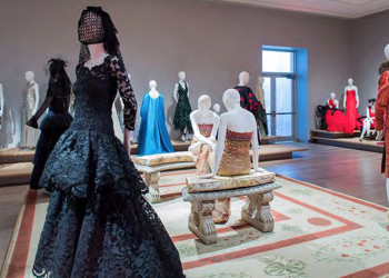 OSCAR_DE_LA_RENTA_EXHIBITION_SAN_FRANCISCO_MARCH_2016_3