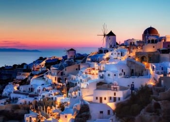 Oia, Santorini, Greece