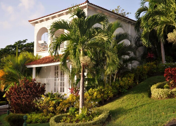 Mount cinnamon, grenada