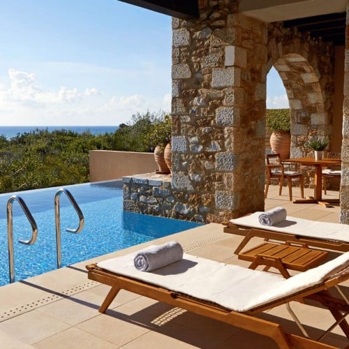 The-Westin-Resort-Costa-Navarino-Premium-Infinity-Suite-Pool