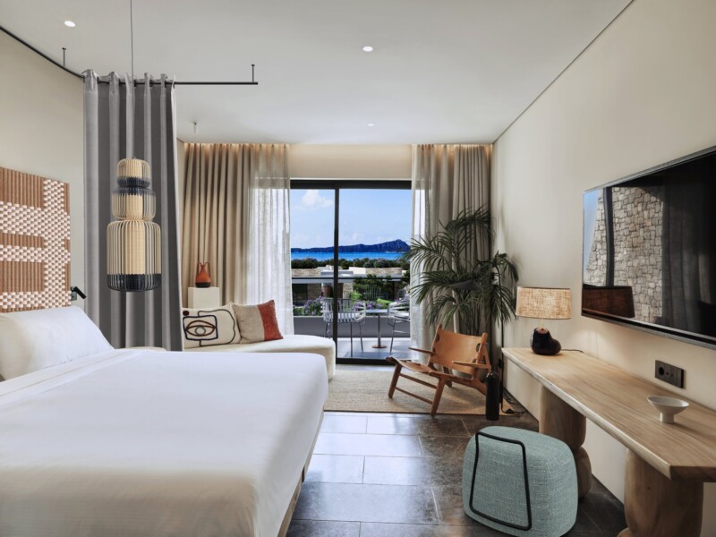Fabulous Bay Room_Sea View_ King or Twin_1st floor-min